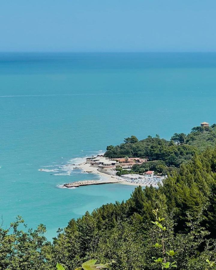 B&B Villa Fioreconero Montacuto Екстер'єр фото